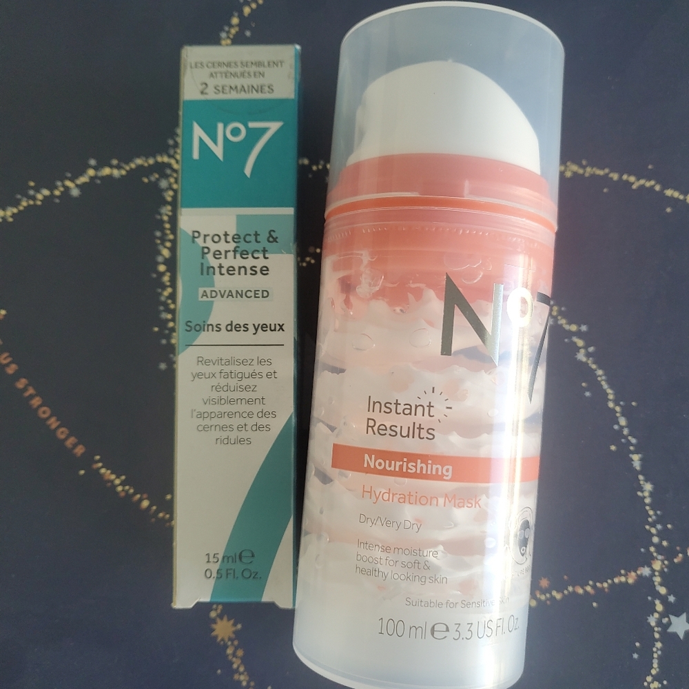 No7 Protect & Perfect Set, 4 items - Picture 2 of 11